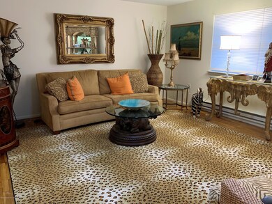 Living Rm