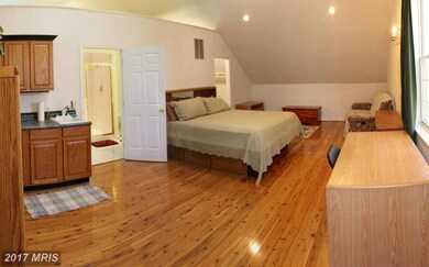 10100 Marguerita Ave, Glenn Dale, MD 20769 - photo 7