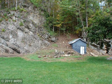 204 Wolf Gap Rd, Edinburg, VA 22824 - photo 4