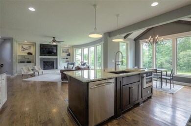 Open Floor Plan!  Great for entertaining!