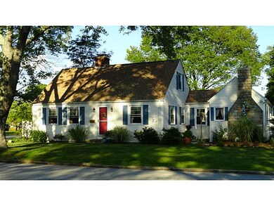 54 Trinity St, Warwick, RI 02886 - photo 2