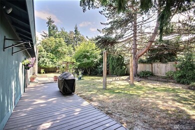 8385 SE 34th St, Mercer Island, WA 98040 - photo 4