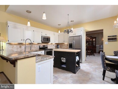 141 Rabbit Run Rd, Sewell, NJ 08080 - photo 3