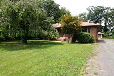 120 W 3rd St