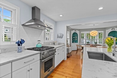 4 Park View Dr, Hingham, MA 02043 - photo 2