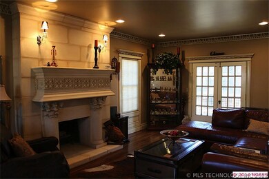Gorgeous crown molding , pretty hardwoods, and lot