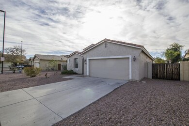 3765 E Vallejo Dr DSC_0002