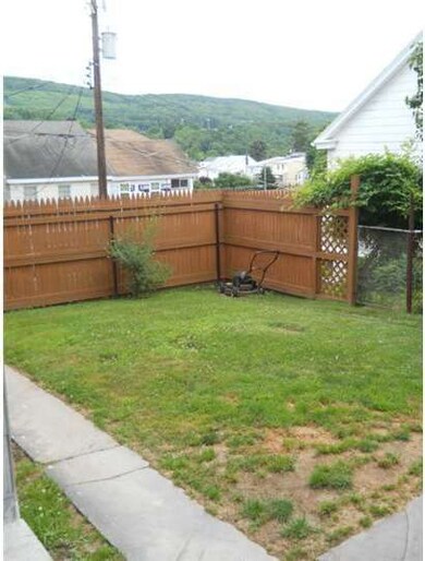 257 Brown St, Tamaqua, PA 18252 - photo 7