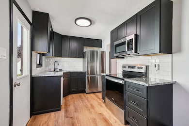 254 Arion St E, Saint Paul, MN 55118 - photo 6