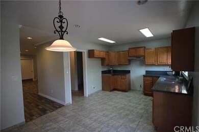 2042 E Lucien St, Compton, CA 90222 - photo 4