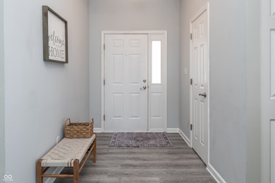 9984 Gentry Dr, Fishers, IN 46038 - photo 3