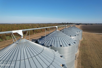 10600 Highway 3, Lambert, MS 38643 - photo 7