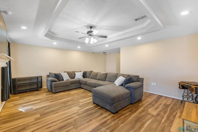 2221 Boxwood Cir, Portales, NM 88130 - photo 4