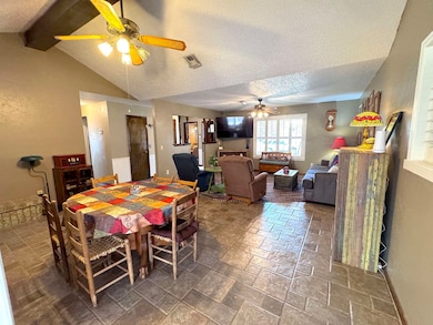 2018 Woodrock Dr, Duncan, OK 73533 - photo 5