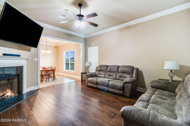 6-web-or-mls-92 Andre Ave-2