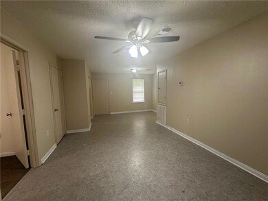 945 N Magnolia St, Slidell, LA 70460 - photo 3