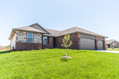 1916 N Brookhollow Dr unit Lot 60, Nixa, MO 65714 - photo 3