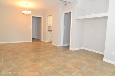 8305 Parr Ct N, Jacksonville, FL 32216 - photo 5