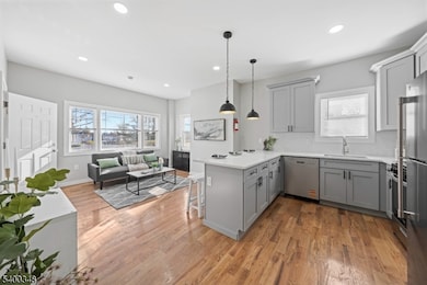 48 Spruce St, Bloomfield, NJ 07003 - photo 7