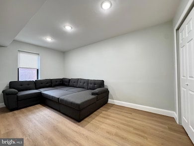 1024 Race St unit 3A, Philadelphia, PA 19107 - photo 5