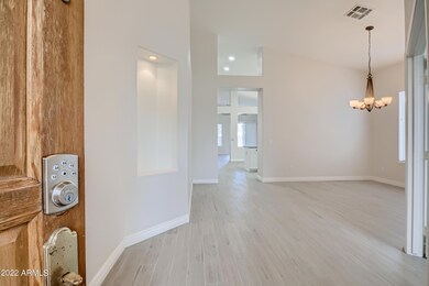 8-108729308-06 Interior Front Entry