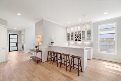 943 W 42nd St, Houston, TX 77018 - photo 6