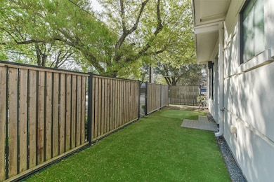 1802 Vermont St, Houston, TX 77006 - photo 5