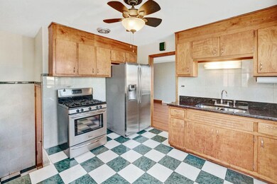 9957 Agatite Ct, Schiller Park, IL 60176 - photo 5