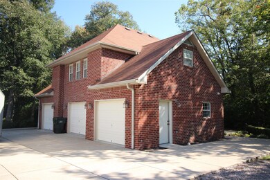 705 W College St, Dickson, TN 37055 - photo 5