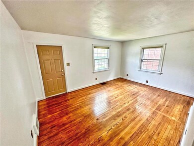 516 S 23rd St unit 518, Allentown, PA 18104 - photo 7