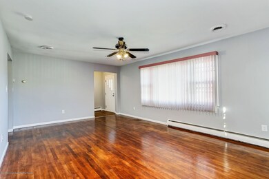 37 Hillcrest Ave, Iselin, NJ 08830 - photo 5