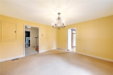 50 Cambria Ct, Pawtucket, RI 02860 - photo 7