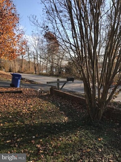 18009 Possum Point Rd, Dumfries, VA 22026 - photo 4