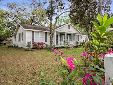 906 S Harrison St, Covington, LA 70433 - photo 2