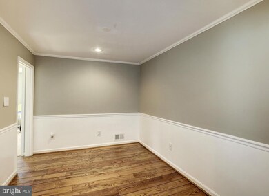 2368 Albot Rd, Reston, VA 20191 - photo 6