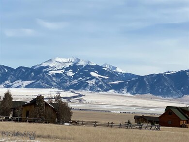 Fan and Lone Mountain Views
