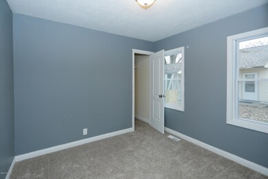 713 Spring St-107