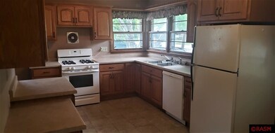 404 Linden St, New Ulm, MN 56073 - photo 3