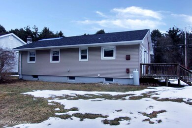 79 Hamilton Ave, Corinth, NY 12822 - photo 7