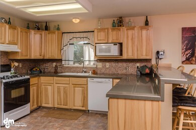 243 Peppertree Loop Anchorage-large-006-