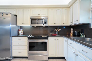 1640 Juno Trail #202 H-20