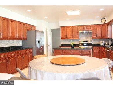 5 Abinger Ln, Cherry Hill, NJ 08003 - photo 5