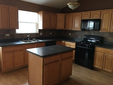 17963 Edwards Ave, Country Club Hills, IL 60478 - photo 7