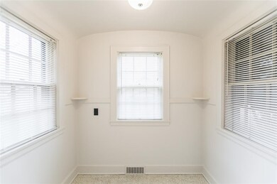 1544 7th Ave SE, Cedar Rapids, IA 52403 - photo 6