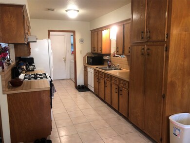 207 County Road 4323, Dayton, TX 77535 - photo 4