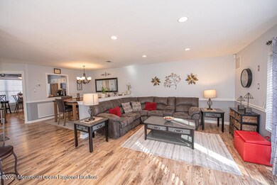 30 H Open Floor Plan
