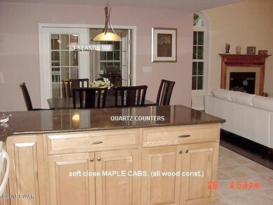 192 Oak Ridge Dr, Milford, PA 18337 - photo 4