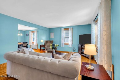 323 Livingston Rd, Linden, NJ 07036 - photo 4