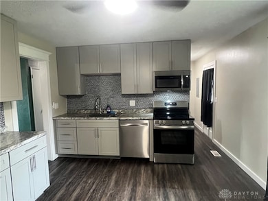 3231 Revels St, Springfield, OH 45503 - photo 5