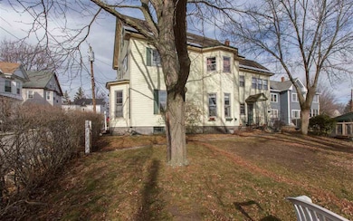 11 Norton St, Nashua, NH 03064 - photo 4